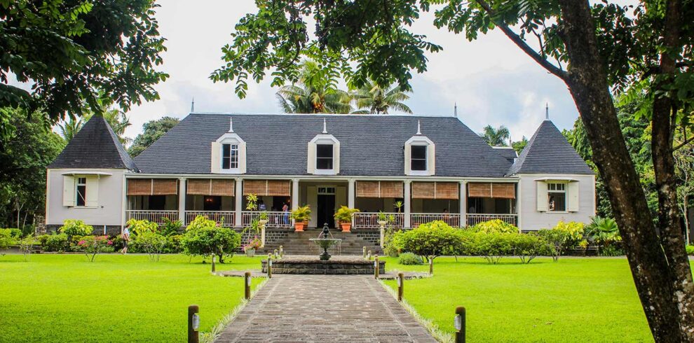 Le-Domaine-de-Saint-Aubin_HERO